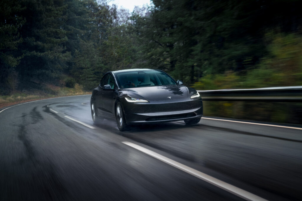 Tesla Model 3 Long Range AWD
